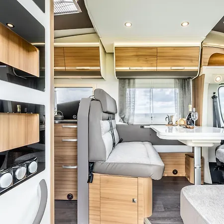 Campiri Base Prague - Motorhomes & Rvs Company