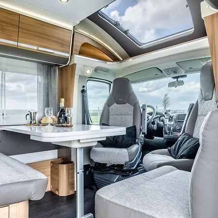 Campiri Base Prague - Motorhomes & Rvs Company *