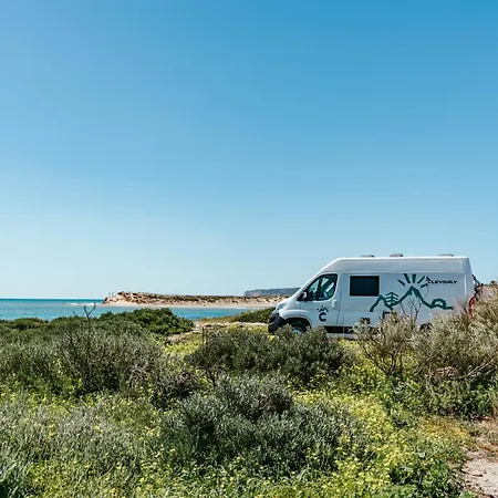 Campiri Base Prague - Motorhomes & Rvs Company * Tuchomerice
